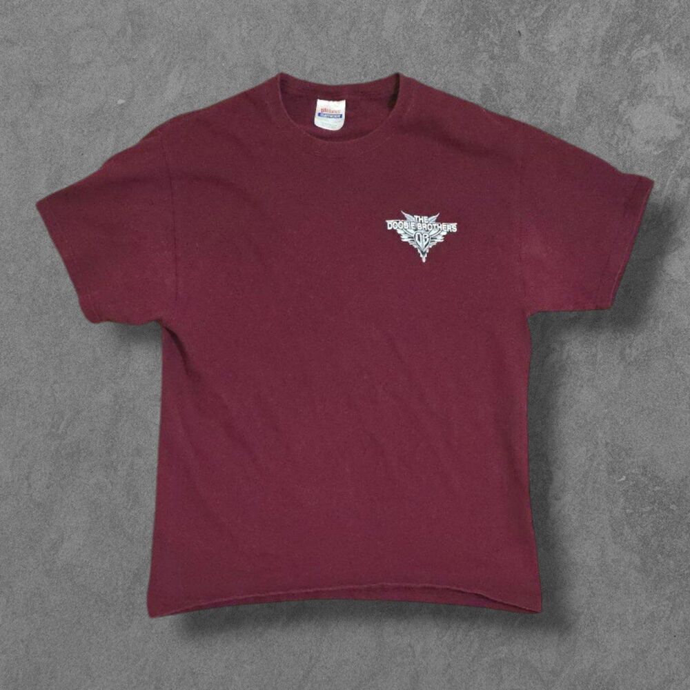 Vintage Y2K The Doobie Brothers L Shirt Burgundy Rockin' Down The Highway - Picture 2 of 5
